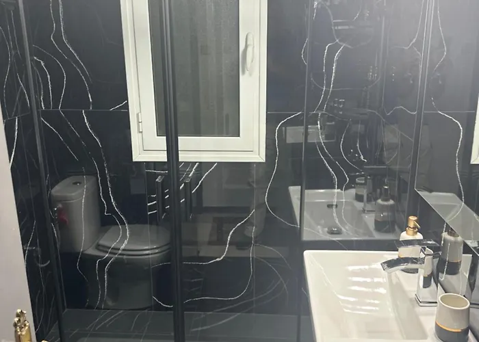 Urban Serenity Apartamento Corinth